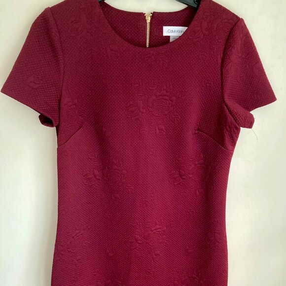 Calvin Klein Sheath Dress, Short Sleeve w/ Gold Zipper, Textured Fabric - Picture 1 of 6
